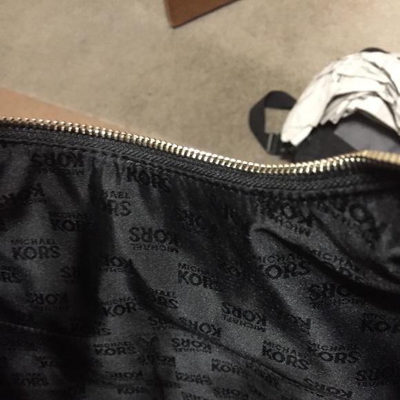 Michael Kors Handbag - Picture 4 of 4